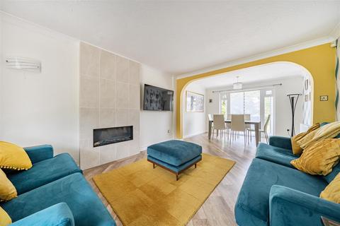 4 bedroom detached house for sale, Constable Way, Sandhurst GU47
