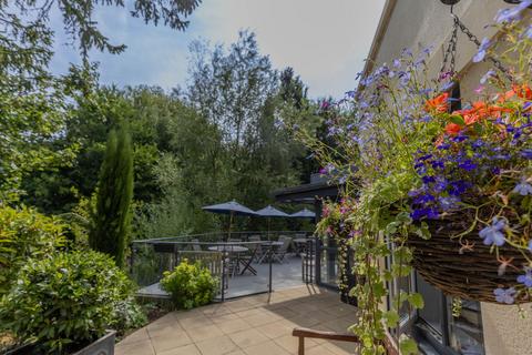 2 bedroom retirement property for sale, Gloucester Road, Malmesbury, SN16