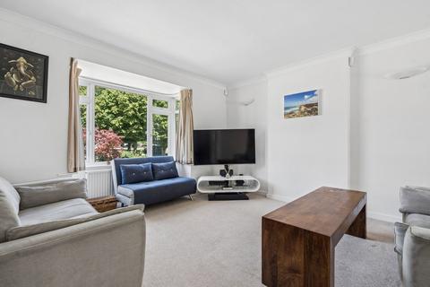 3 bedroom detached house for sale, Meredith Close, Pinner