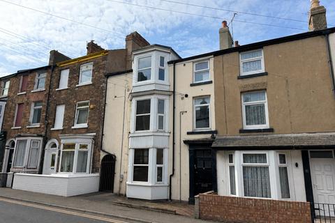 1 bed flat/apartment for rent in Oxford Street, Scarborough, North Yorkshire, YO12