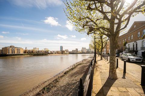 2 bedroom flat for sale, Rotherhithe Street, Rotherhithe, London, SE16