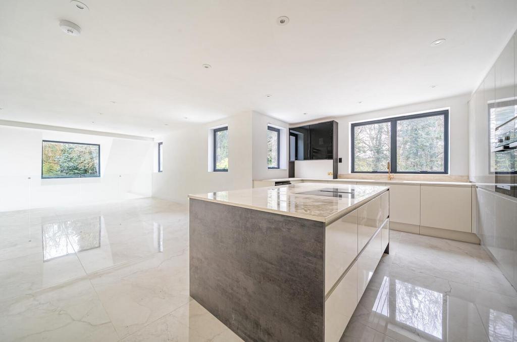 House in Totteridge - View 3