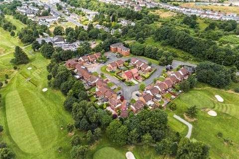 2 bedroom flat for sale, Fairways View, Hardgate, Clydebank, West Dunbartonshire, G81
