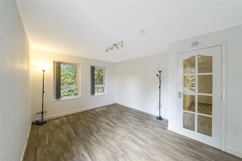 2 bedroom flat for sale, Fairways View, Hardgate, Clydebank, West Dunbartonshire, G81
