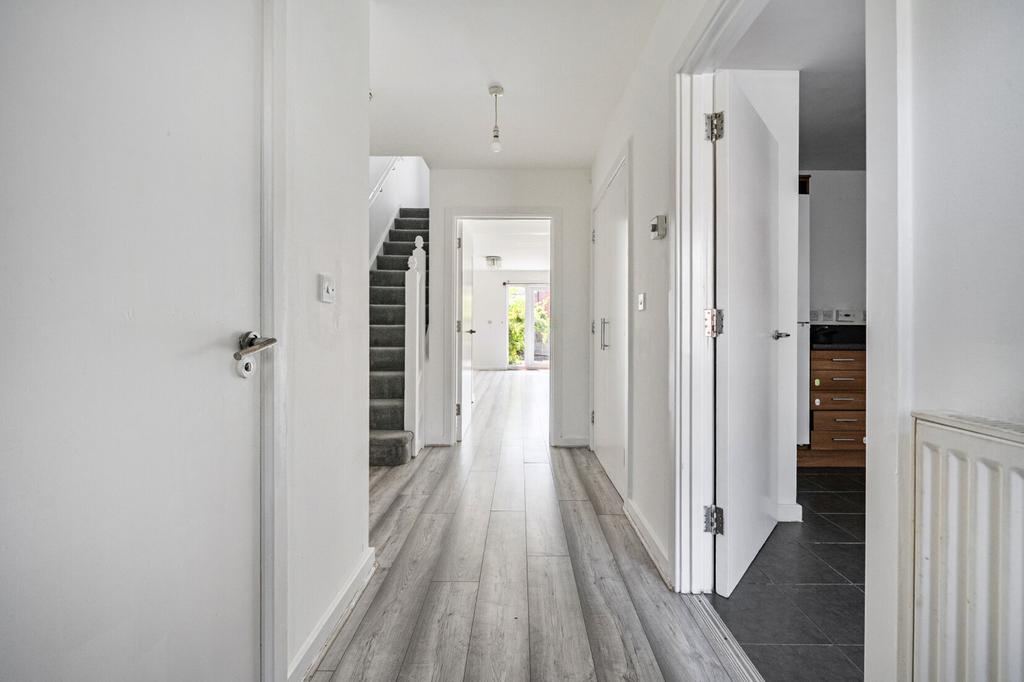 Puffin Way, Reading - View 3