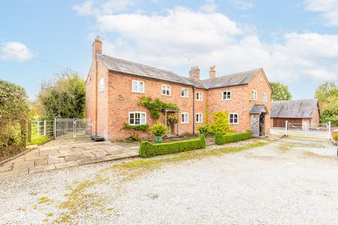4 bedroom detached house for sale, Wrexham Road, Burland, CW5