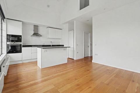High Street, Esher, KT10