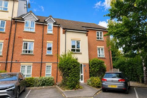 2 bed flat/apartment for rent in Turberville Place, Warwick
