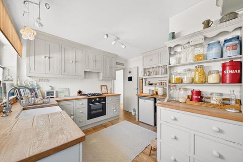 4 bedroom detached house for sale, Hillside, Denby Dale, HD8