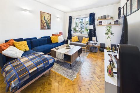 2 bedroom apartment to rent, Church Road, Isleworth