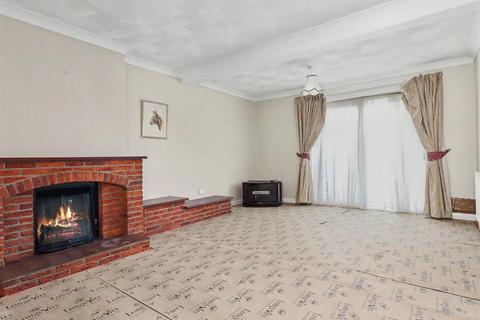 2 bedroom semi-detached house for sale, Dales Place, Yarmouth Road, Norwich