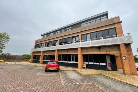 1 bed flat/apartment for rent in Lock House, Overbridge Square, Newbury