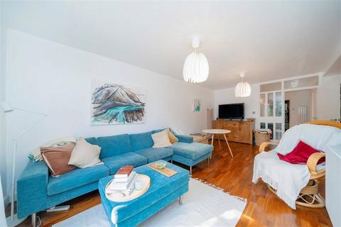 1 bedroom flat for sale, Brook Road, London NW2
