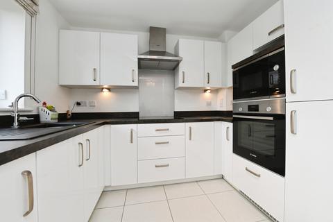 2 bedroom flat for sale, Princes Road, CHELMSFORD