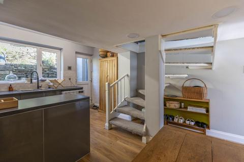 2 bedroom terraced house for sale, Bristol Street, Malmesbury, SN16