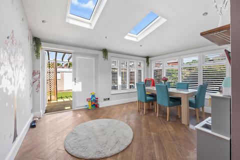 4 bedroom semi-detached house for sale, Ainsworth Road, Dentons Green, WA10