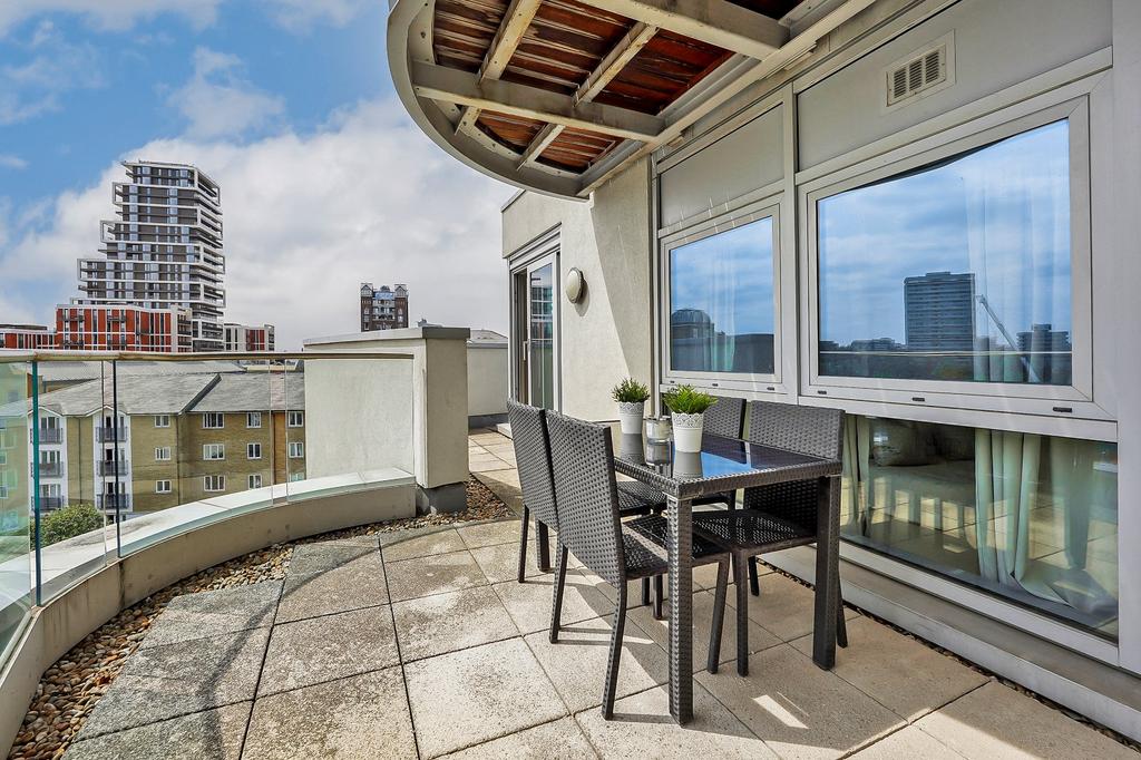 Apartment in London - View 2