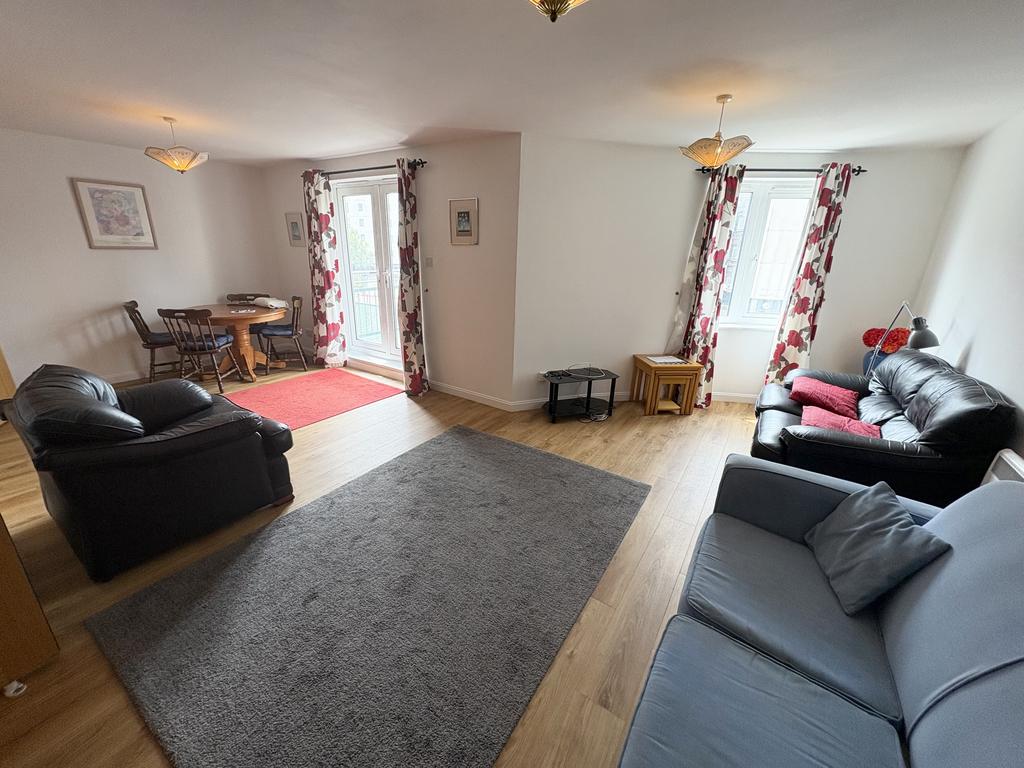 Apartment in Cardiff - View 2
