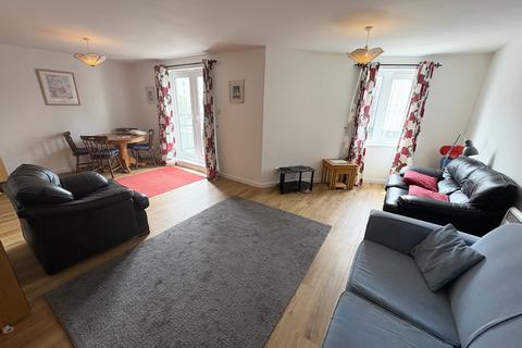 2 bedroom flat to rent, Adventurers Quay, Cardiff, CF10