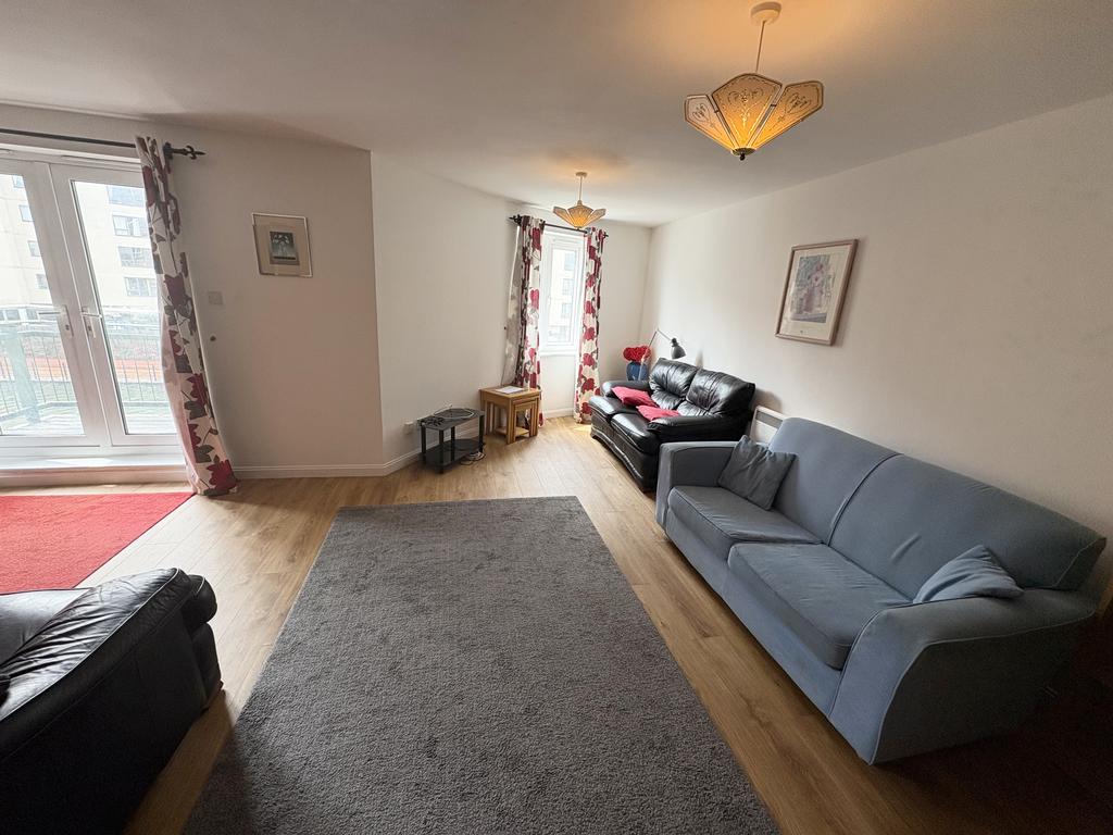 Apartment in Cardiff - View 3