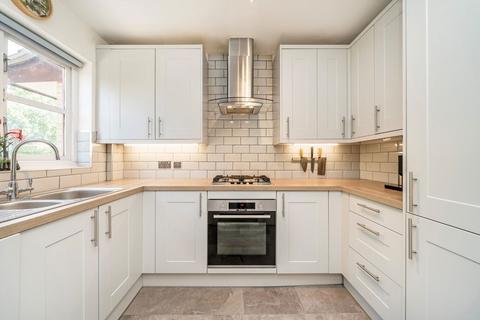 2 bedroom end of terrace house for sale, Pincott Place, Brockley