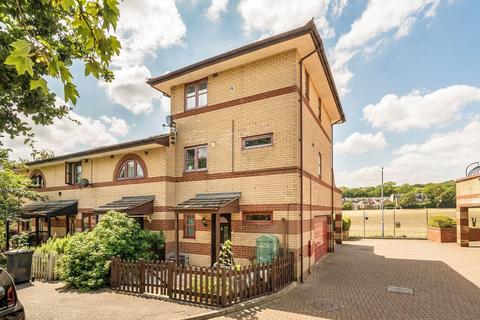 2 bedroom end of terrace house for sale, Pincott Place, Brockley