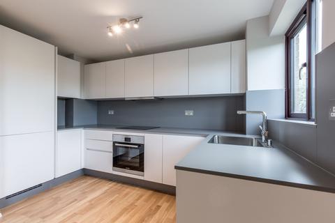 2 bedroom flat to rent, at London, 19 Harrison Court 10 Myers Lane, Off Mercury Road SE14