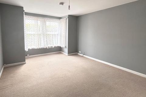 2 bedroom semi-detached house for sale, Central Road, Gloucester, GL1