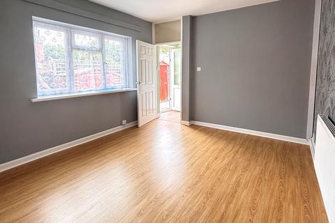 2 bedroom semi-detached house for sale, Central Road, Gloucester, GL1