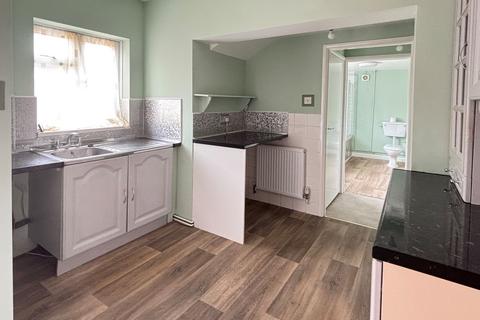 2 bedroom semi-detached house for sale, Central Road, Gloucester, GL1