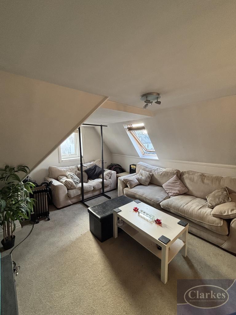 Apartment in Bournemouth, Westbourne - View 3