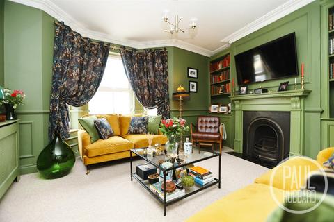 3 bedroom end of terrace house for sale, Rectory Road, Lowestoft, Suffolk, NR33