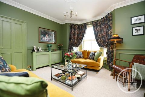 3 bedroom end of terrace house for sale, Rectory Road, Lowestoft, Suffolk, NR33