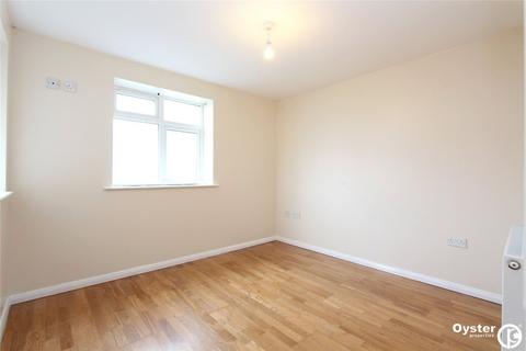 undefined, Edgwarebury Lane, Edgware, HA8