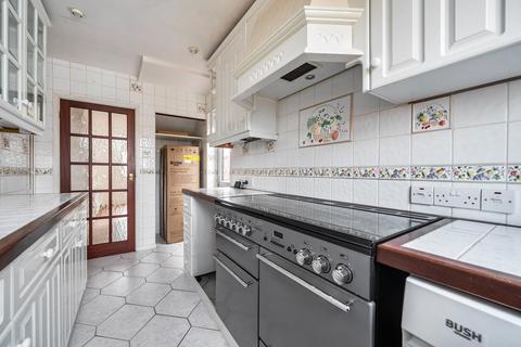 3 bedroom semi-detached house to rent, Queens Road, Eton Wick, Windsor, SL4