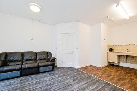 1 bedroom apartment for sale, Hedgerow Court, East Ham E6