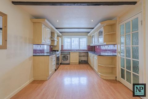 3 bedroom terraced house to rent, Maitland, Tamworth, B77