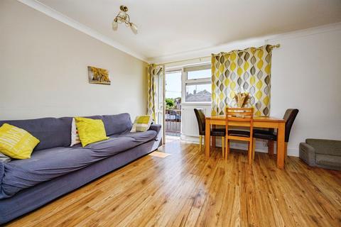 2 bedroom apartment for sale, Lime Walk, Hemel Hempstead