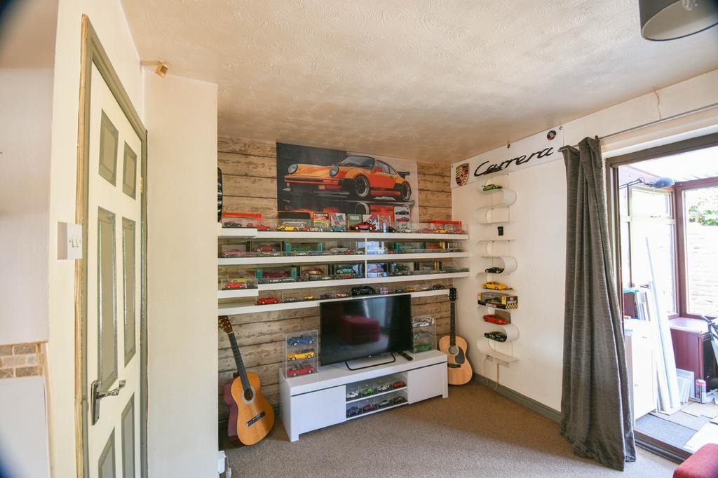 House in Willington, Greater Willington - View 2