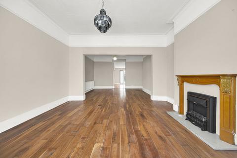 4 bedroom terraced house for sale, St. Albans Road, Seven Kings, IG3