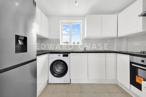 2 bedroom apartment for sale, Bengeo Gardens, Chadwell Heath, RM6