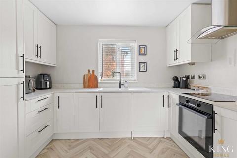 1 bedroom apartment for sale, Corinthian Court, Alcester B49