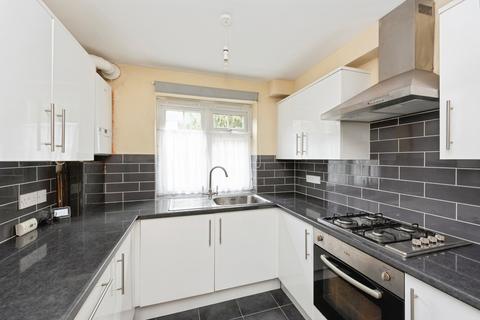 2 bedroom flat for sale, London Road, Sutton, Surrey, SM3