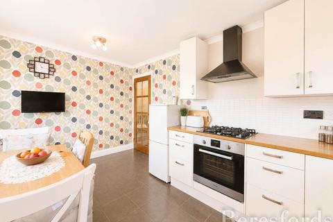 1 bedroom maisonette for sale, Neale Court, Hornchurch, RM11