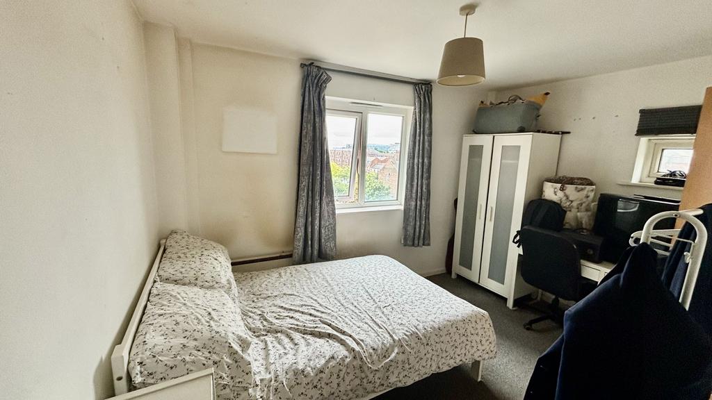 Apartment in Newcastle upon Tyne, Tyne and Wear - View 5