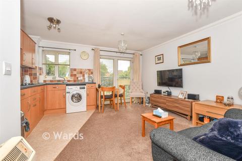 1 bedroom flat for sale, Hoxton Close, Ashford, Kent