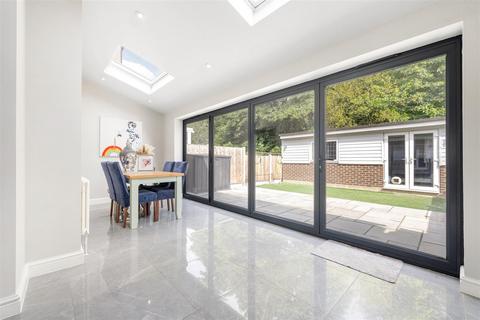 Main Road, Sundridge, Sevenoaks, TN14