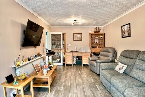 undefined, Woodland Drive, Crumlin, NP11