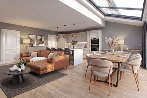 4 bedroom semi-detached house for sale, Holt Place, Sale, M33