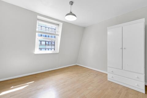 2 bedroom apartment to rent, Cambridge Heath Road, London, E2